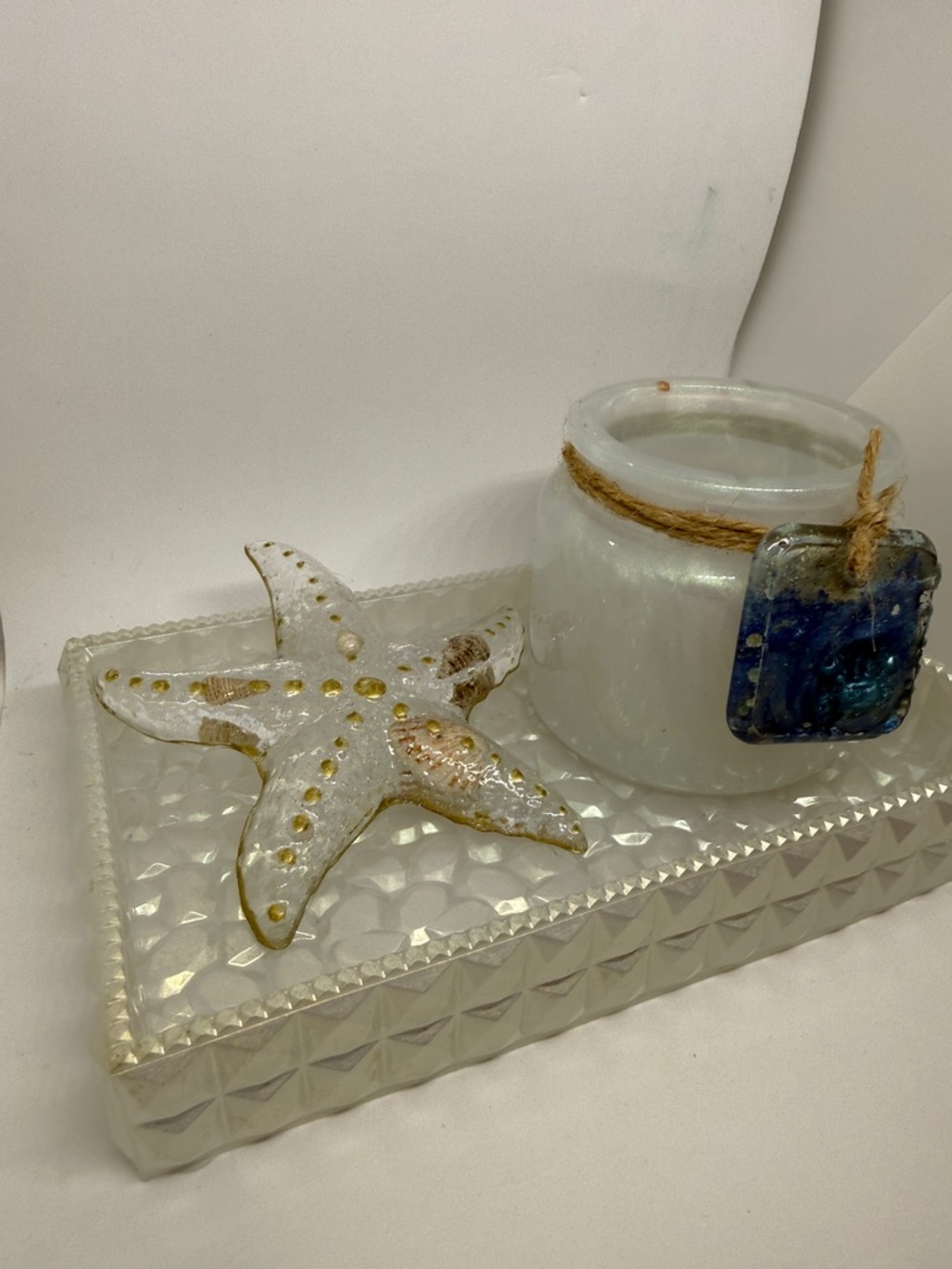 Unique Resin , a Complete Set , Decoration - Picture 11 of 11